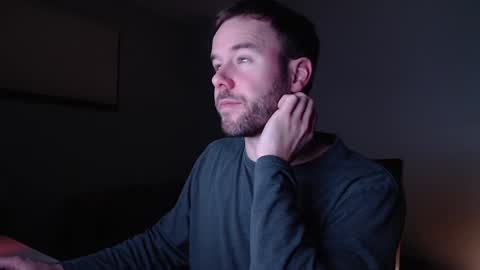 c o f f e e l o u n g e online show from January 7, 2025, 6:38 am