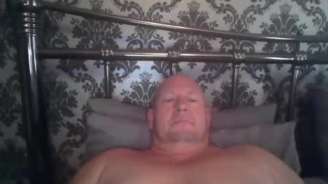 Snapshot of col4nows chatting on September 17, 2025, 11:12 am col4nows online show from September 17, 2025, 11:12 am