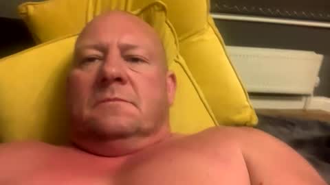 Snapshot of col4nows chatting on October 13, 2025, 9:37 pm col4nows online show from October 13, 2025, 9:37 pm