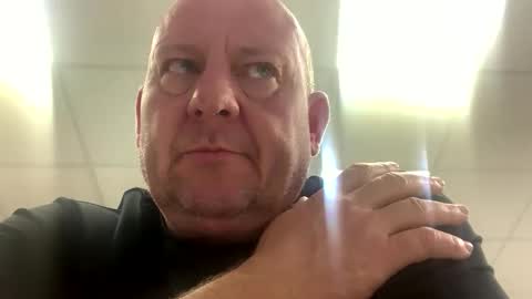 Snapshot of col4nows chatting on October 22, 2025, 11:54 am col4nows online show from October 22, 2025, 11:54 am