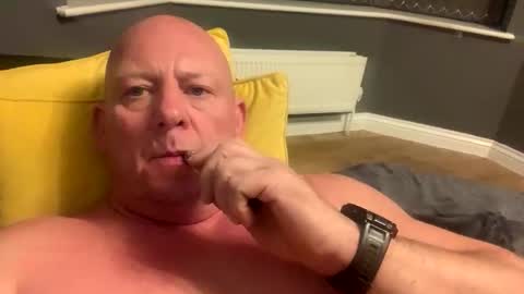 Snapshot of col4nows chatting on October 25, 2025, 8:36 pm col4nows online show from October 25, 2025, 8:36 pm