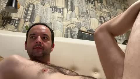 colambus555 online show from January 4, 2025, 9:20 pm