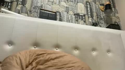 colambus555 online show from September 29, 2025, 6:57 pm