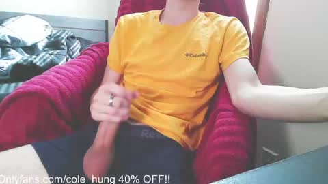 Snapshot of cole_hung chatting on July 23, 2026, 9:46 pm cole_hung online show from July 23, 2026, 9:46 pm