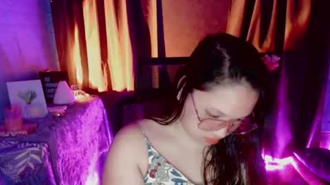 Snapshot of coleen2001 chatting on July 23, 2026, 12:03 pm Sweet Coleen online show from July 23, 2026, 12:03 pm