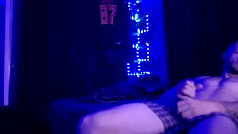 colevan2390 online show from November 21, 2025, 6:01 am