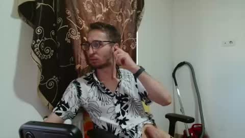 Snapshot of colin_hopex chatting on June 13, 2026, 7:17 am colin hopex online show from June 13, 2026, 7:17 am