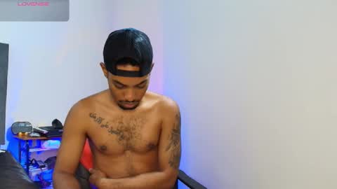 IG  online show from November 8, 2025, 12:05 pm