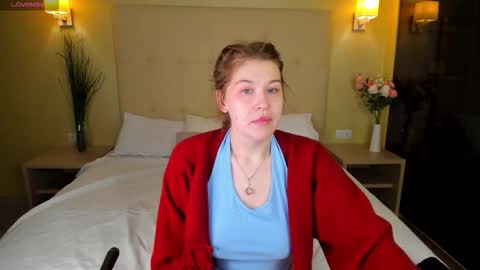 Collen Mon Tue Wed Thu Fri GMT 3 0300am - 0900am  online show from November 29, 2025, 10:18 am