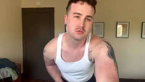 Snapshot of collegeboy417 chatting on March 7, 2025, 12:26 am collegeboy417 online show from March 7, 2025, 12:26 am