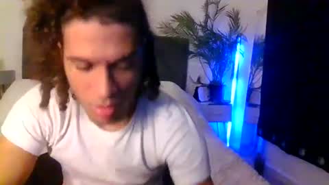 Snapshot of collegeitalian chatting on May 18, 2026, 3:35 am Adonis of online show from May 18, 2026, 3:35 am