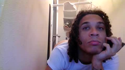 Snapshot of collegeitalian chatting on June 10, 2026, 11:31 am Adonis of online show from June 10, 2026, 11:31 am
