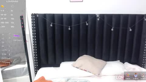  GRETCHEN  online show from January 5, 2025, 12:31 pm