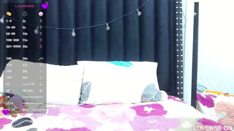  GRETCHEN  online show from March 11, 2025, 3:34 pm