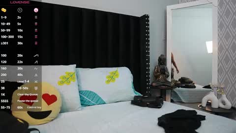 Snapshot of colombia_mommy_ chatting on June 2, 2026, 12:07 pm GRETCHEN online show from June 2, 2026, 12:07 pm