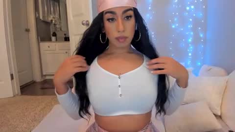    ........ Instagram  Lorysexys online show from January 12, 2025, 11:15 pm