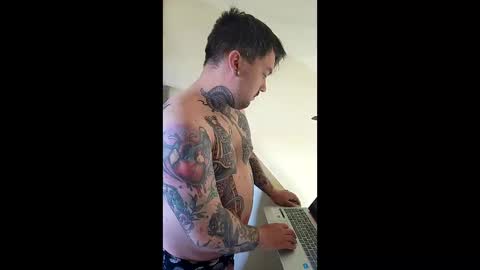 coloradonickk online show from April 18, 2026, 3:16 pm