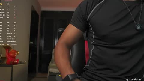 colstorw_ online show from May 20, 2026, 9:59 am