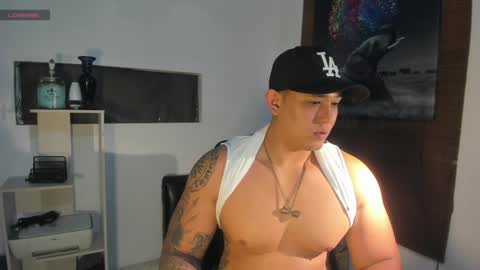 coltonmassif_ online show from December 29, 2024, 3:00 am