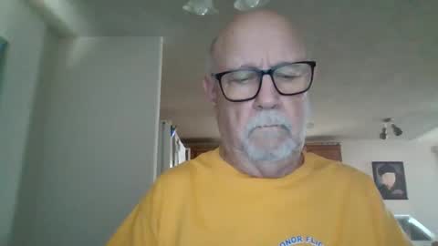 comeonmymouth online show from January 17, 2025, 9:17 pm