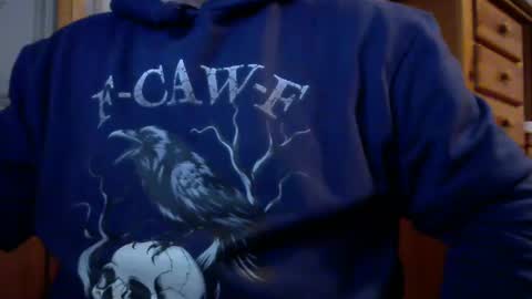 comesinaquart online show from October 12, 2025, 5:12 pm