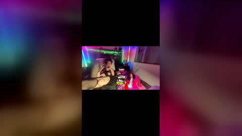 cometomamat online show from May 13, 2026, 5:05 am