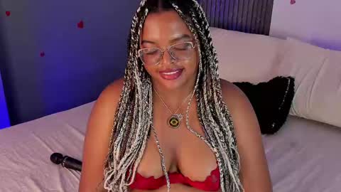 conielaurenth online show from February 15, 2025, 4:58 am