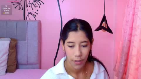 C O N N I E online show from September 19, 2025, 7:36 pm