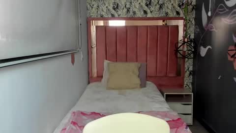 C O N N I E online show from February 20, 2026, 2:06 pm