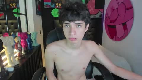 connor_stone_ online show from December 2, 2025, 8:26 pm