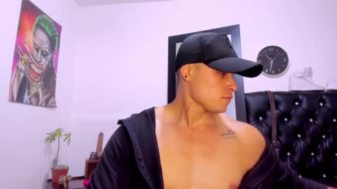 Connor Smith online show from January 17, 2025, 3:32 pm