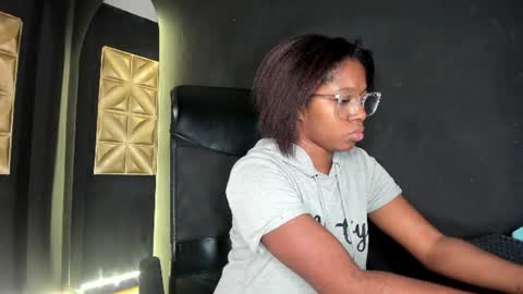 Nilo Solem online show from June 18, 2026, 8:46 pm