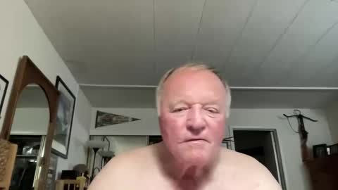 cookoosnest online show from March 23, 2026, 3:32 am