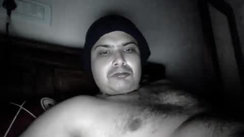 Cool Breeze09 online show from January 17, 2025, 6:44 pm