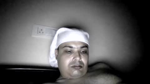 Cool Breeze09 online show from September 11, 2025, 12:11 am