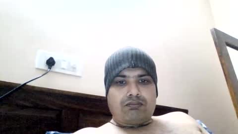 Cool Breeze09 online show from February 5, 2026, 11:48 am