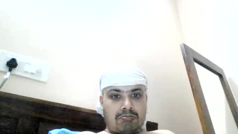 Cool Breeze09 online show from May 5, 2026, 8:44 am