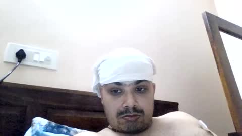 Cool Breeze09 online show from May 6, 2026, 6:52 am