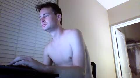 cooldude122222 online show from December 5, 2024, 1:28 pm