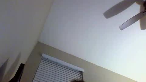 cooldude122222 online show from January 29, 2025, 6:22 am