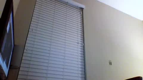 cooldude122222 online show from January 29, 2025, 9:23 am