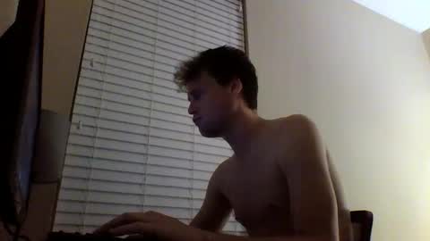 cooldude122222 online show from January 31, 2025, 4:47 am