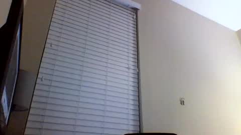 cooldude122222 online show from February 2, 2025, 8:02 am