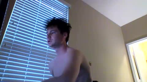 cooldude122222 online show from February 11, 2025, 3:18 pm