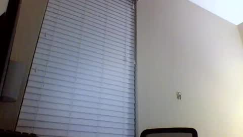 cooldude122222 online show from February 13, 2025, 2:34 am