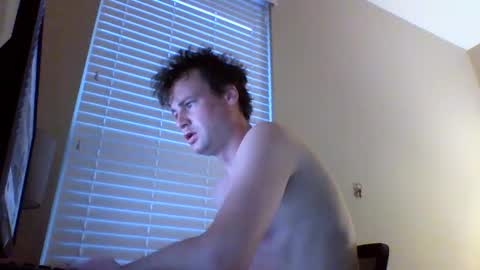 cooldude122222 online show from February 20, 2025, 12:08 am