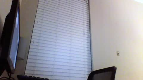 cooldude122222 online show from February 25, 2025, 12:47 am