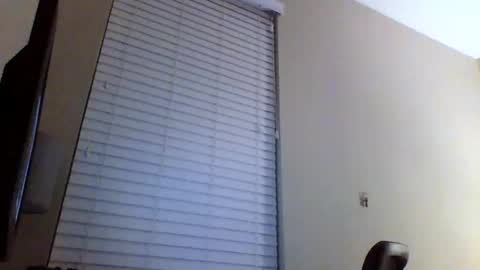 cooldude122222 online show from February 27, 2025, 4:52 am