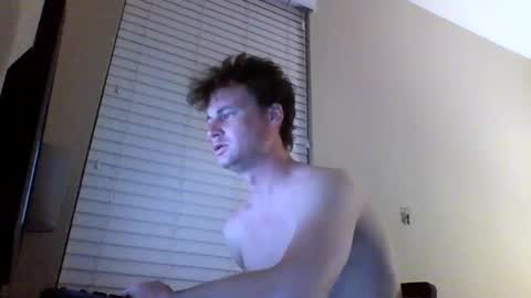 cooldude122222 online show from March 2, 2025, 3:34 am