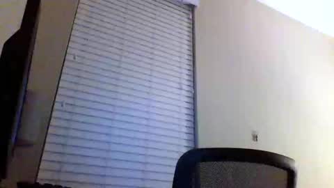 cooldude122222 online show from March 2, 2025, 9:42 am